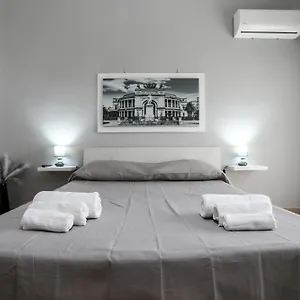 medea-suite-panoramic.sicilyhotelsitaly.net/